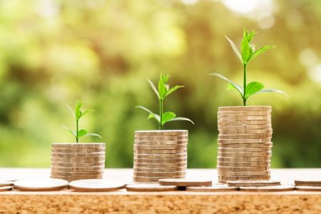 În timp ce prețurile cresc, salariile devin tot mai mici. Veniturile reale din salariu ale moldovenilor au scăzut în primul trimestru al acestui an cu 5,2 %
