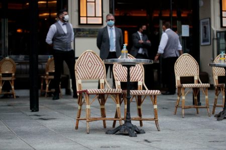 În Moldova, la restaurant vei putea merge cu certificat de vaccinare sau test