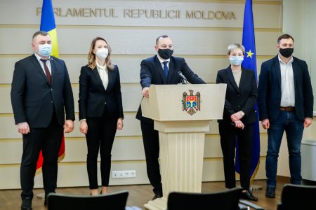 LIVE// Briefing de presă ale deputaților din Fracțiunea parlamentară a Blocului Comuniștilor și Socialiștilor