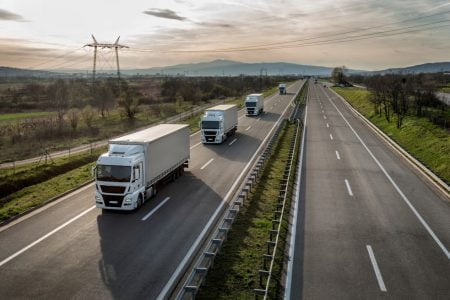 TIR-uri, în rânduri kilometrice la vama Albița. Ceban: Am sesizat acum o lună, nimic nu s-a schimbat. Incompetenții guvernează!