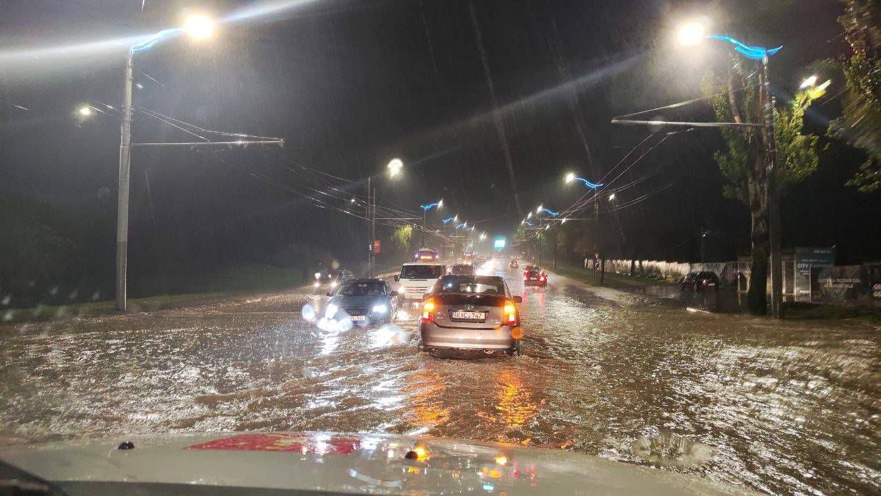 ULTIMA ORĂ! Ion Ceban recomandă locuitorilor municipiului să nu iasă din case fără necesitați stringente