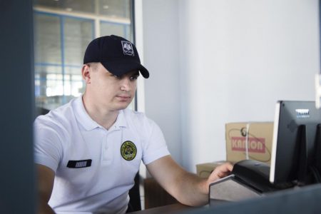 Act italian falsificat, depistat la PTF Leușeni