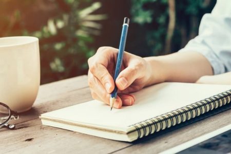Statul va aloca 10 milioane de lei pentru lecții gratuite de limbă română pentru adulții alolingvi