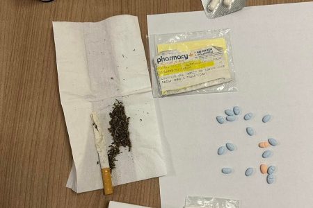 Substanțe psihotrope și țigări cu cânepă, depistate la trecerea frontierei moldo-ucrainene