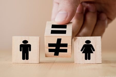 Asigurarea egalității de gen și promovarea unor politici în sprijinul abilitării social-economice a femeilor, discutate la Guvern