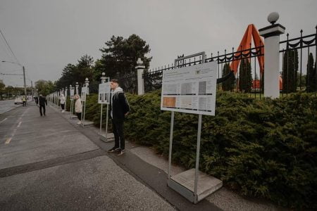 Ceban: De 9 mai, Primăria Chișinău, a inaugurat o expoziție dedicată eroilor celui de-al Doilea Război Mondial. Cea mai mare dorință a noastră este să trăim în pace
