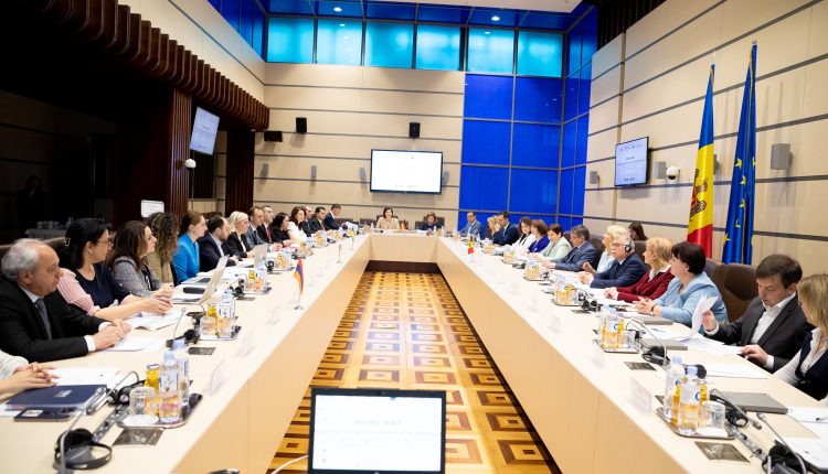 Schimb de bune practici între secretariatele parlamentelor țărilor din Parteneriatul Estic privind eficientizarea controlului parlamentar