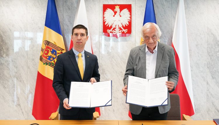 Declarația Adunării Parlamentare Moldo-Polone: Deschiderea negocierilor de aderare la UE cât mai curând posibil va asigura ireversibilitatea parcursului european al Moldovei