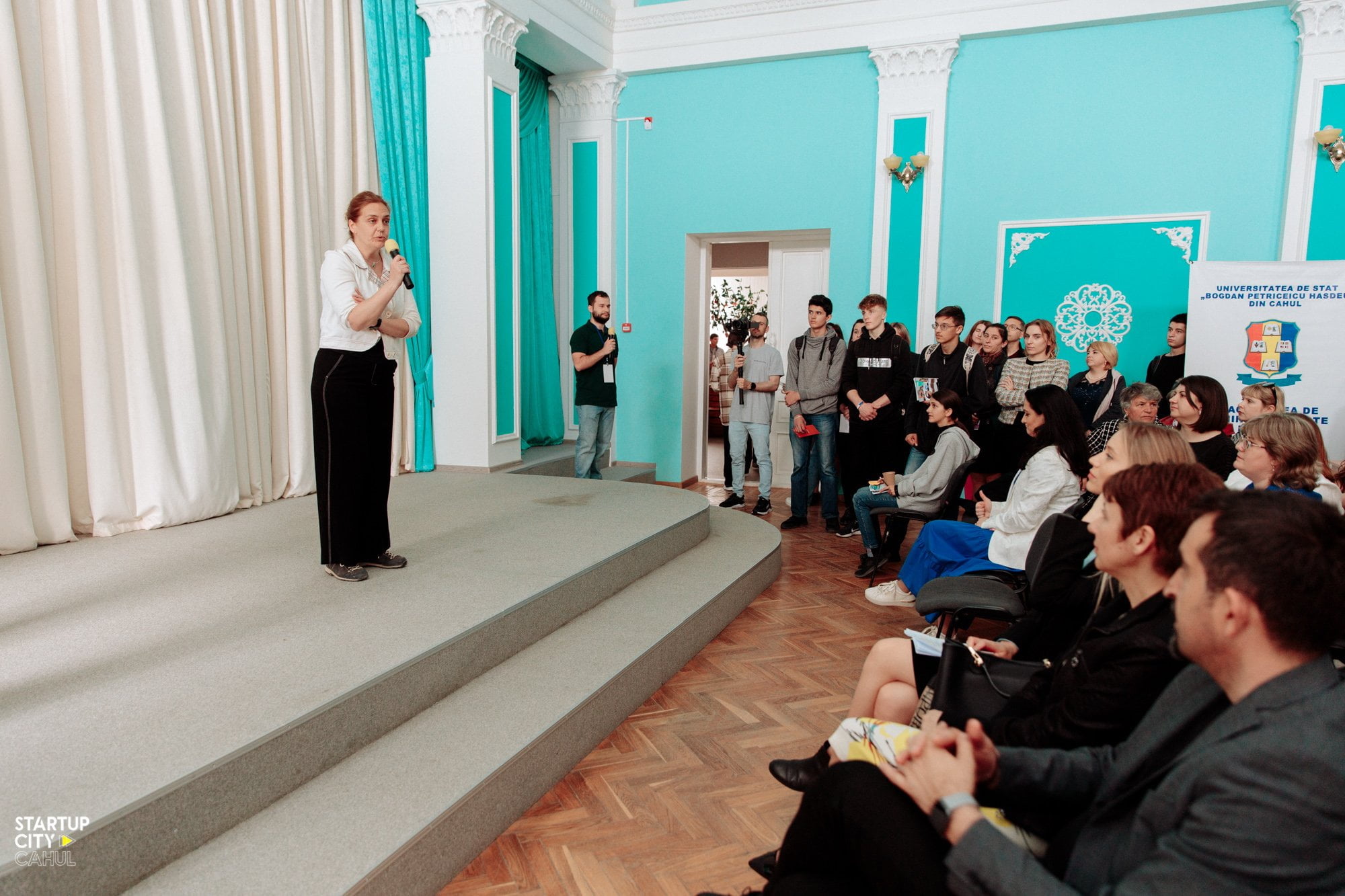 Liderii globali și comunitatea locală s-au conectat pentru transformarea digitală a educației și pentru crearea noilor oportunități în industria IT, în cadrul Zilelor Europei la Cahul