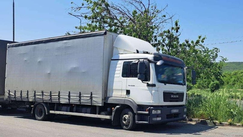 Camion furat din Bulgaria, depistat la Albița