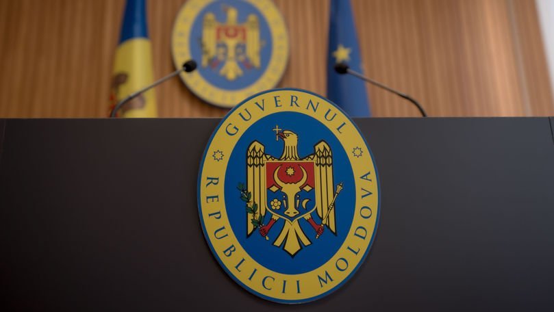 Mai multe instituții publice vor plăti salariile prin Mpay