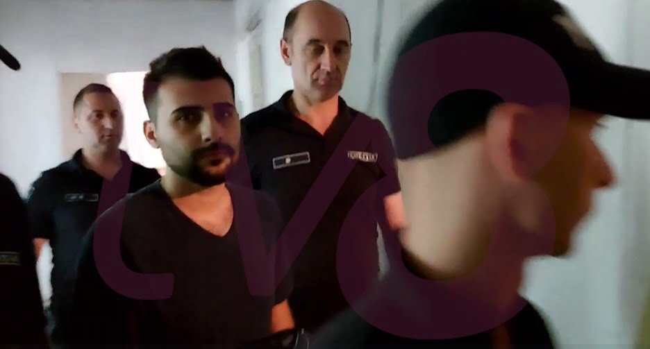 Bărbatul care și-a aruncat fetița de 3 luni de la etajul 4, condamnat la ani grei de închisoare