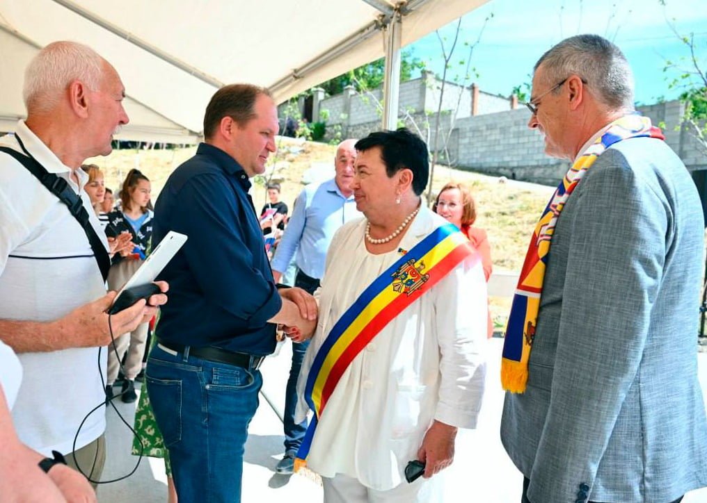Primarul General a participat la ceremonia de inaugurare a proiectului „Budești răspunde provocărilor climatice” desfășurat în parteneriat cu APL Budești