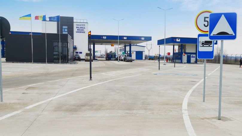 Situația la frontieră: Peste 7.100 de ucraineni s-au refugiat în Moldova