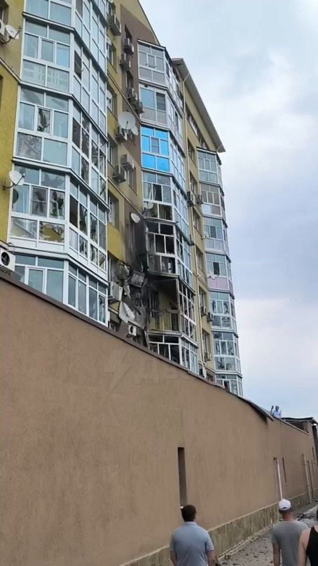 Rusia: O dronă necunoscută s-a prăbușit peste un bloc de locuit din Voronej