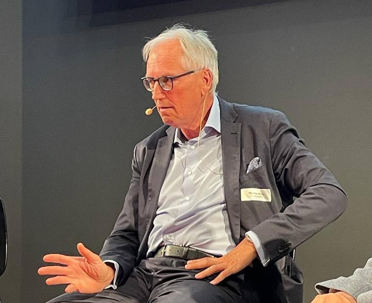 Renumitul expert Thomas Borer a sfătuit Moldova să își dezvolte modelul său de neutralitate