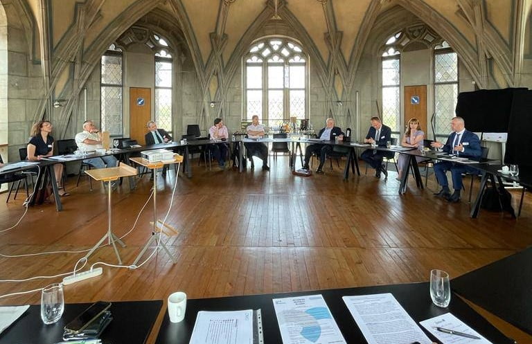 Sondajul Intellect Group, prezentat la o conferință internațională din Elveția