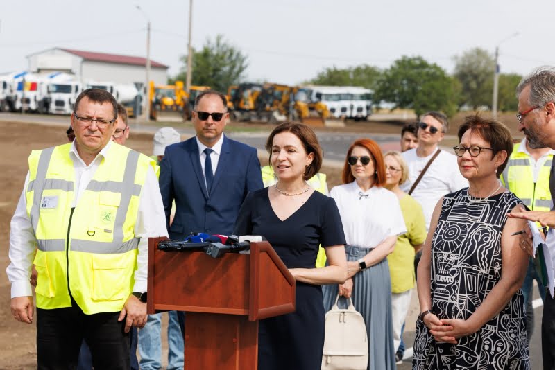 Președinta Maia Sandu a participat la inaugurarea unei noi porțiuni a drumului expres M3 Chișinău – Giurgiulești