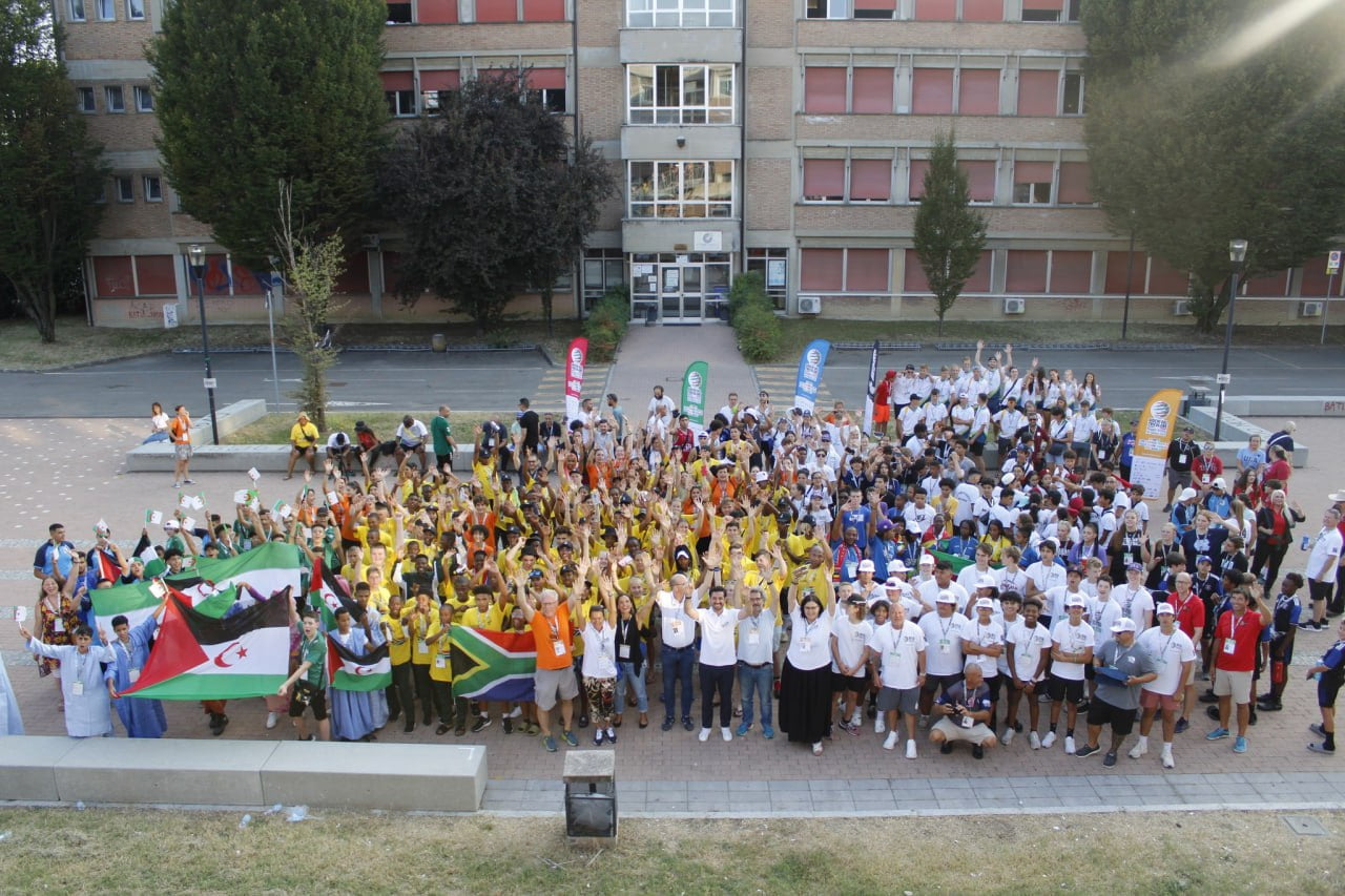 Elevi și profesori ai școlilor municipale participă la Festivalul Tricolorului din Italia