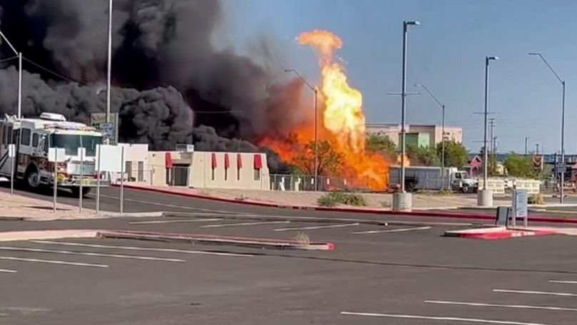 Incendiu de proporții în statul american Arizona: Mai multe rezervoare de propan au explodat