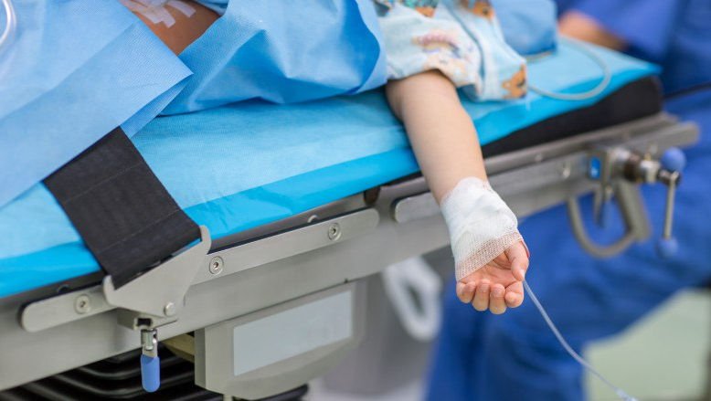 30 de copii, intoxicați cu Salmonella la o tabără din Chișinău