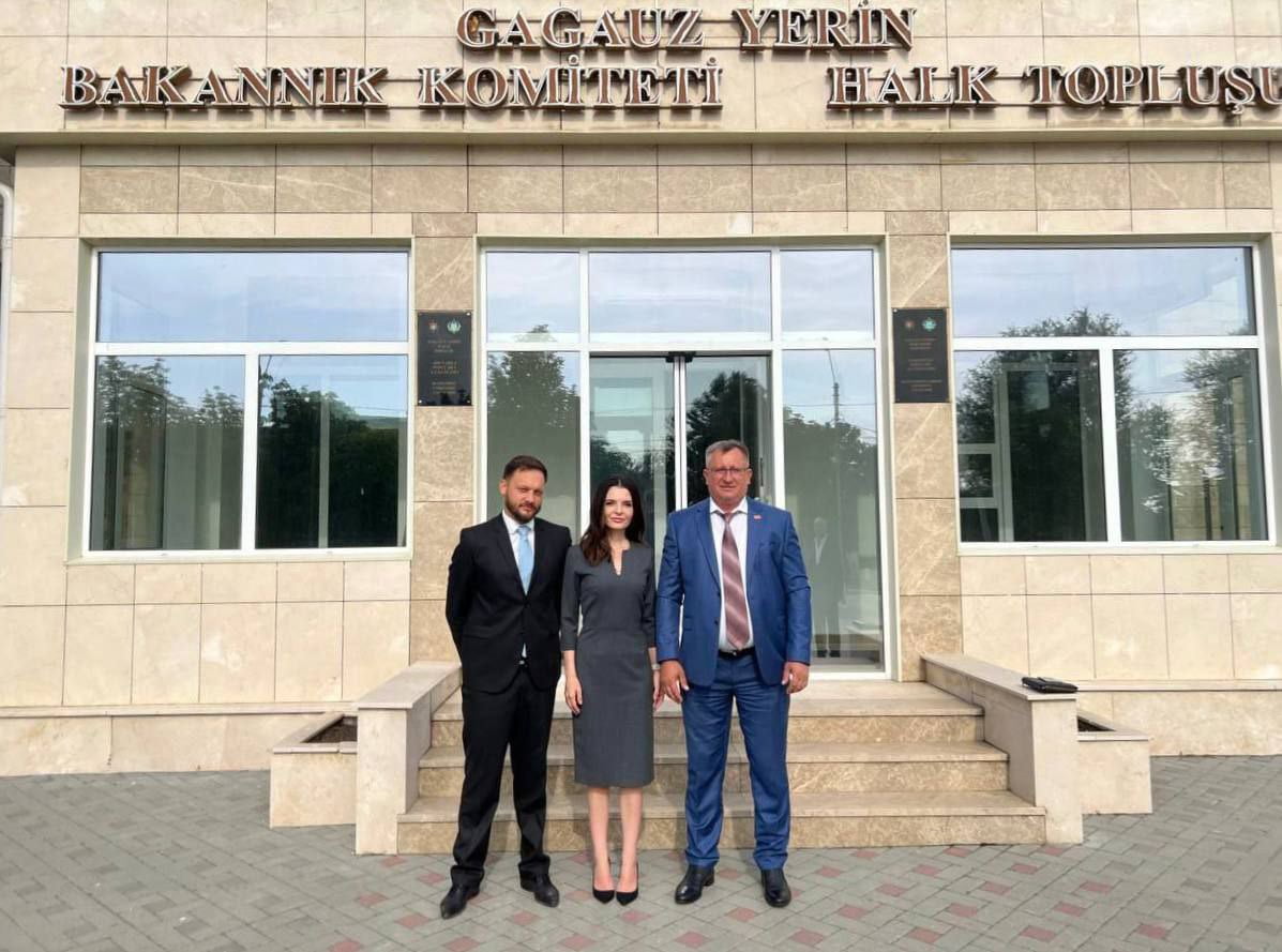 Au fost selectați cei mai buni dintre cei mai buni și anume ei vor ocupa funcțiile-cheie în Comitetul Executiv al UTA Găgăuzia. Evghenia Guțul a abordat cu seriozitate subiectul selectării specialiștilor