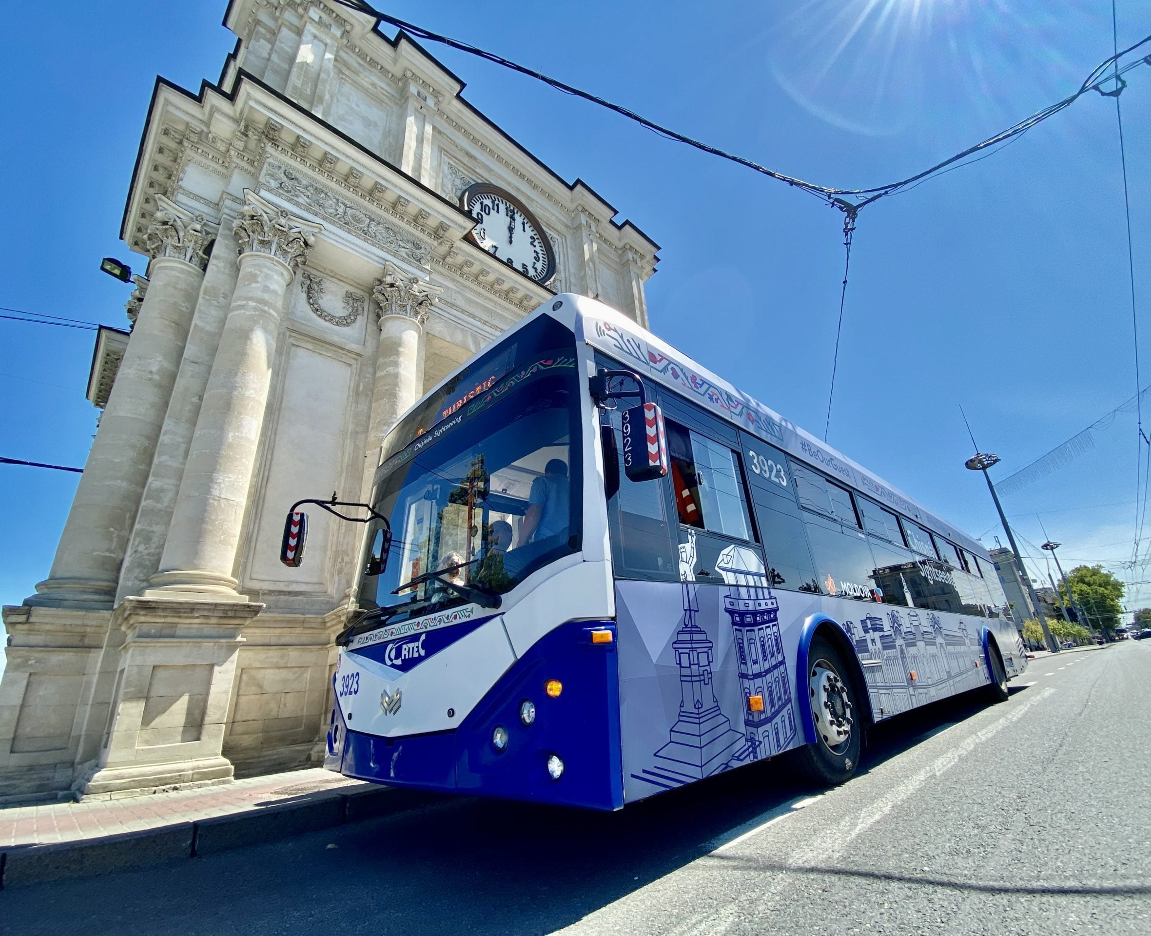 Troleibuzul turistic Chișinău Sightseeing revine, oferind un traseu actualizat pentru explorarea orașului