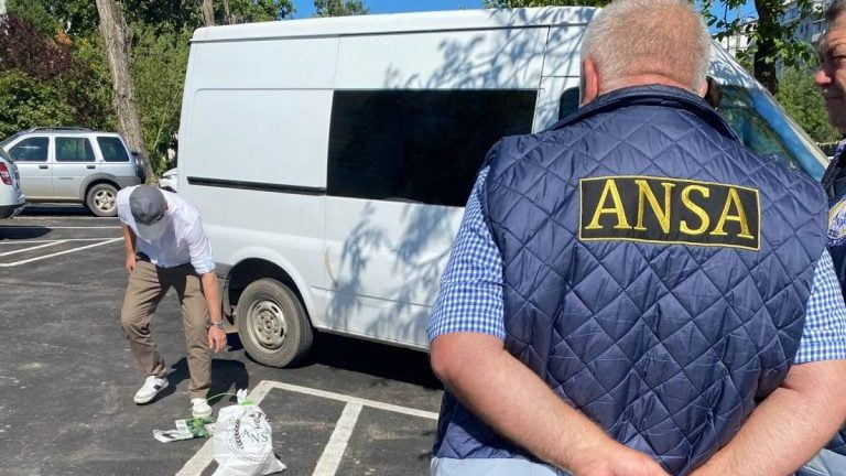 ANSA a ridicat o serie de medicamente de uz veterinar comercializate în condiții interzise