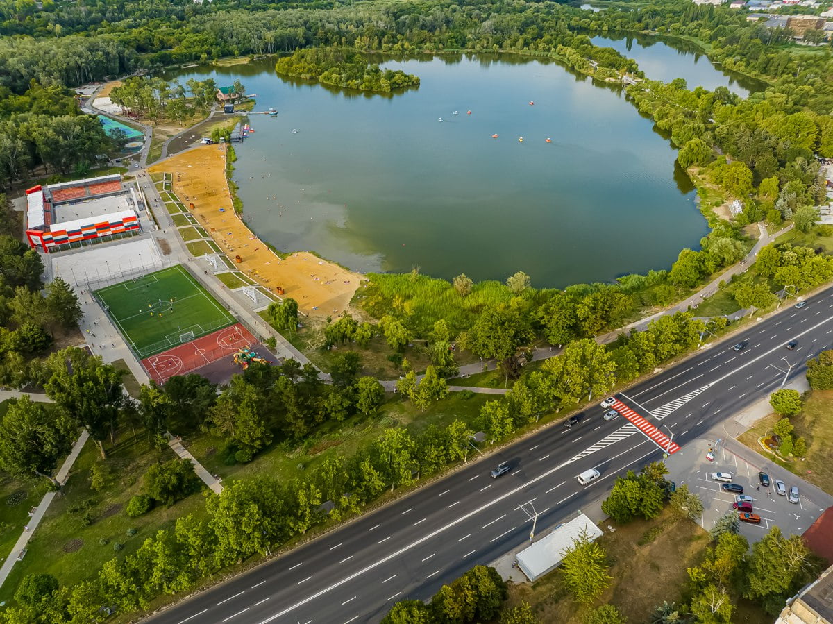 Parcul „La Izvor” din Chișinău a suferit o transformare completă