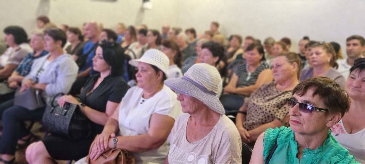 Președintele partidului ”ȘANSĂ” a discutat cu sute de localnici din raioanele Sîngerei, Florești și Fălești: Țara noastră nu poate aștepta!