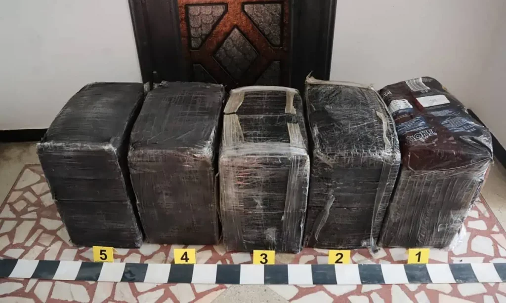Țigări moldovenești, oprite din drumul lor spre piața neagră din UE