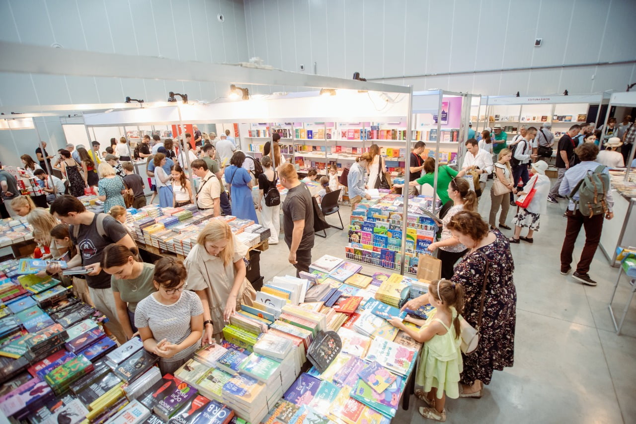 Lumea bună s-a reunit la Bookfest Chișinău 2023