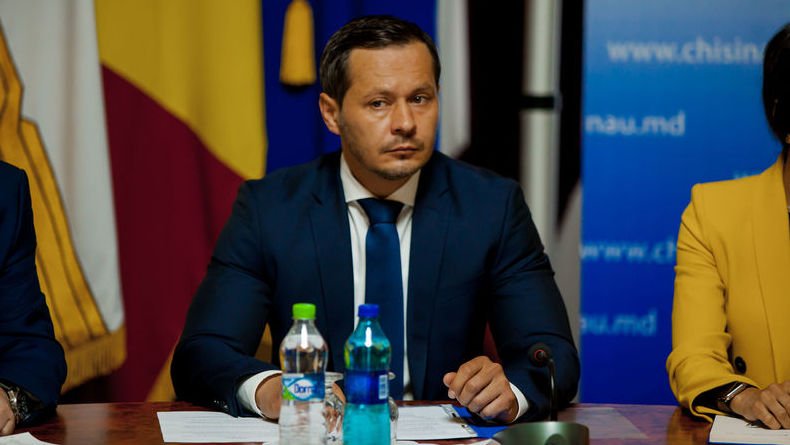 Ruslan Codreanu a depus dosarul pentru înregistrarea la alegerile locale