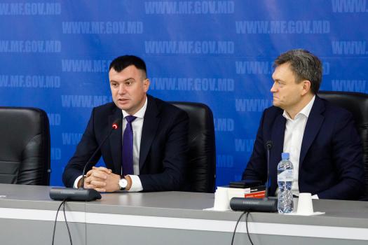 Prim-ministrul Dorin Recean l-a prezentat echipei Ministerului Finanțelor pe noul ministru Petru Rotaru
