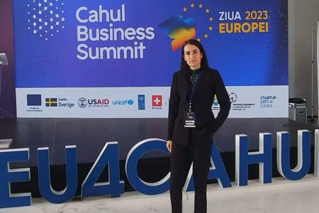 Micii antreprenori în era digitală. Povestea de succes a soților Munteanu din Cahul
