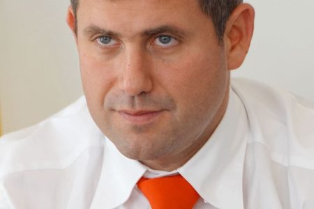 Șor i-a răspuns lui Recean: Te așteaptă, personal, un proces echitabil pentru trafic de droguri și uzurparea puterii