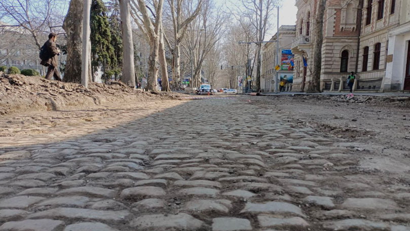 Ion Ceban solicită clarificări privind caldărâmul din Chișinău