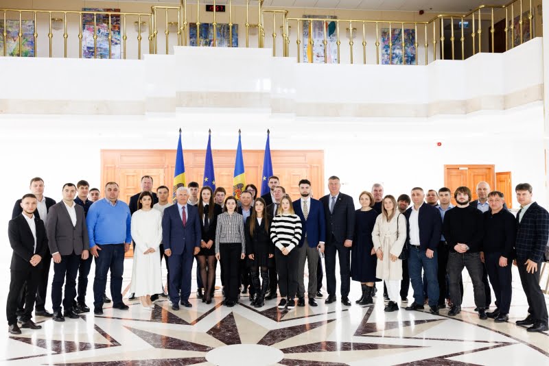 Șefa statului a discutat cu reprezentanții Comitetului Național Olimpic și cu mai mulți sportivi despre referendumul de aderare la UE