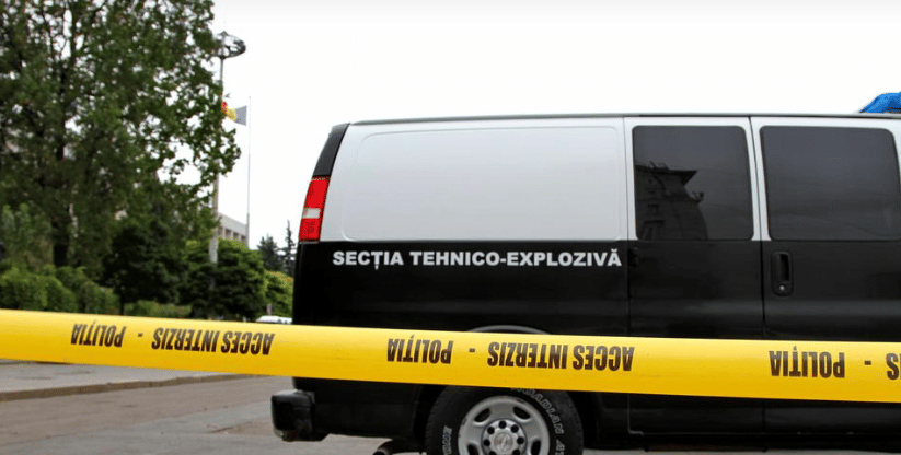 Doi inculpați condamnați pentru alerte false cu bombă la Judecătoria Chișinău