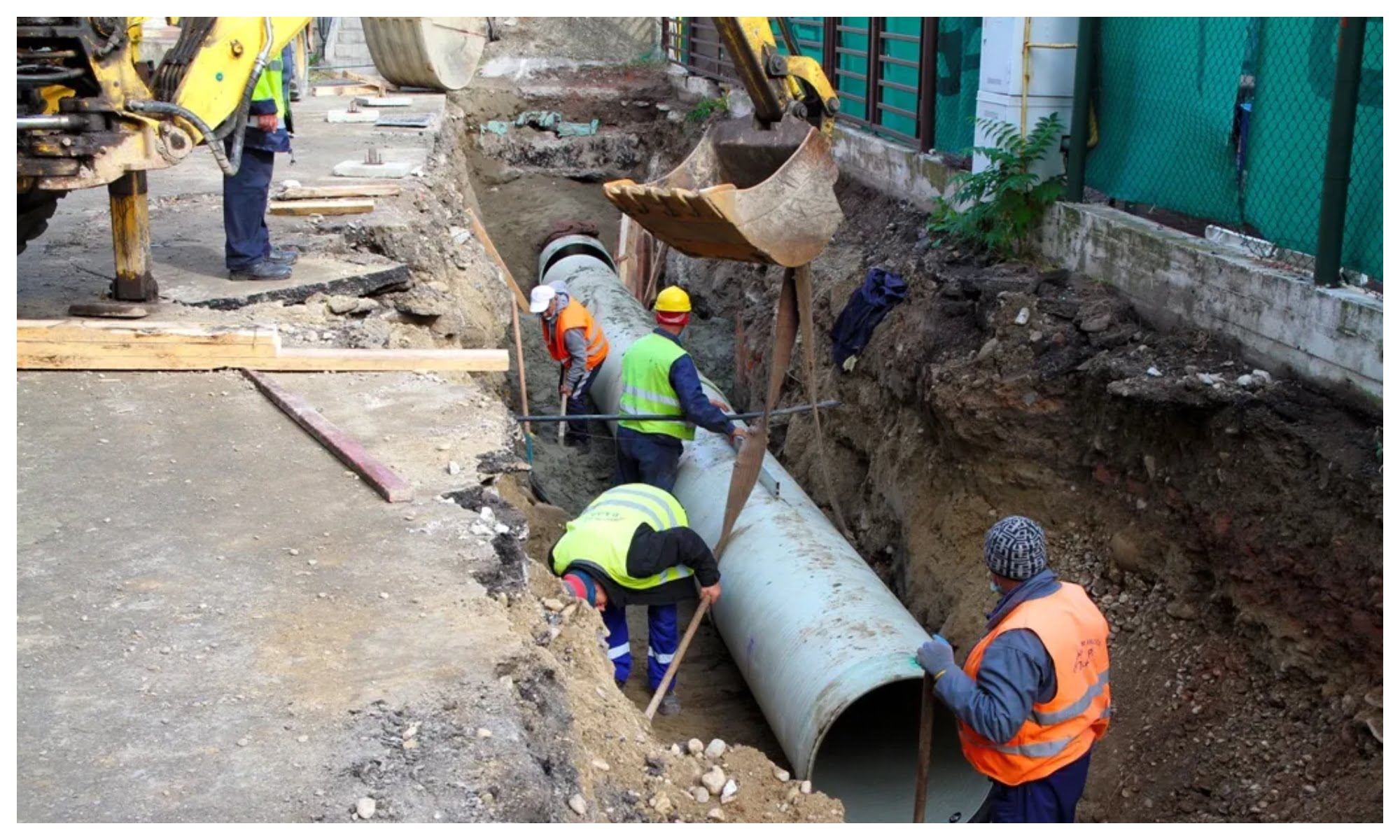 Investiții în suburbii: Chișinău modernizează rețelele de apă și canalizare