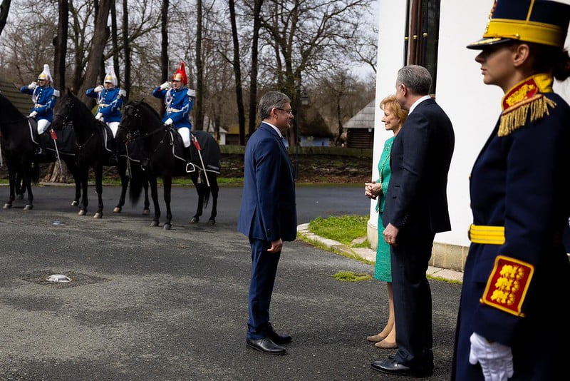 Președintele Parlamentului, Igor Grosu, a discutat despre parcursul european al Republicii Moldova cu Majestatea Sa Margareta și cu Alteța Sa Regală Principele Radu