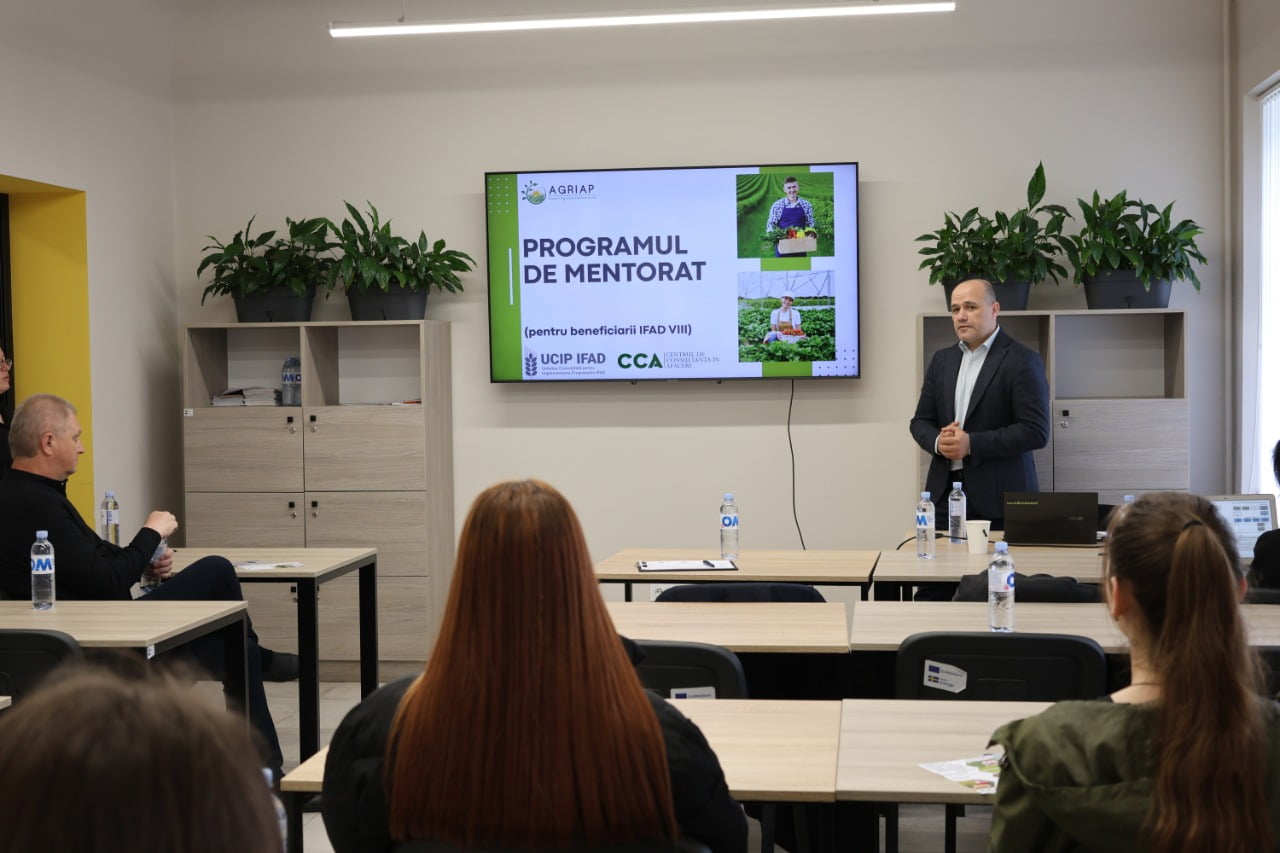 Mentoratul în afaceri și finanțarea nerambursabilă, în vizorul tinerilor și agenților economici din regiunea Cahul. Subiectul, discutat în cadrul Business Breakfast