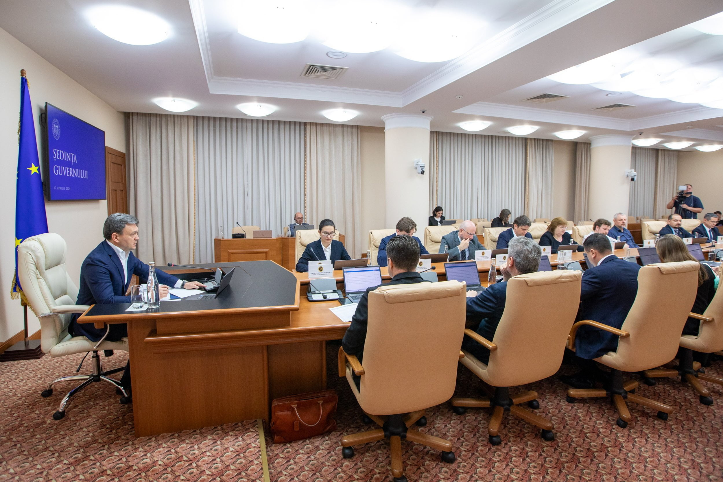 Guvernul construiește locuințe sociale: Două acorduri, aprobate de Cabinetul de miniștri