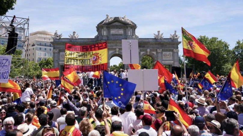 Madrid: 20.000 de protestatari cer demisia premierului Pedro Sanchez