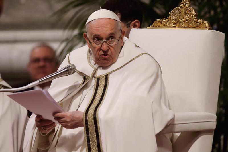 Papa Francisc criticat pentru utilizarea unui termen ofensator la adresa comunității LGBT