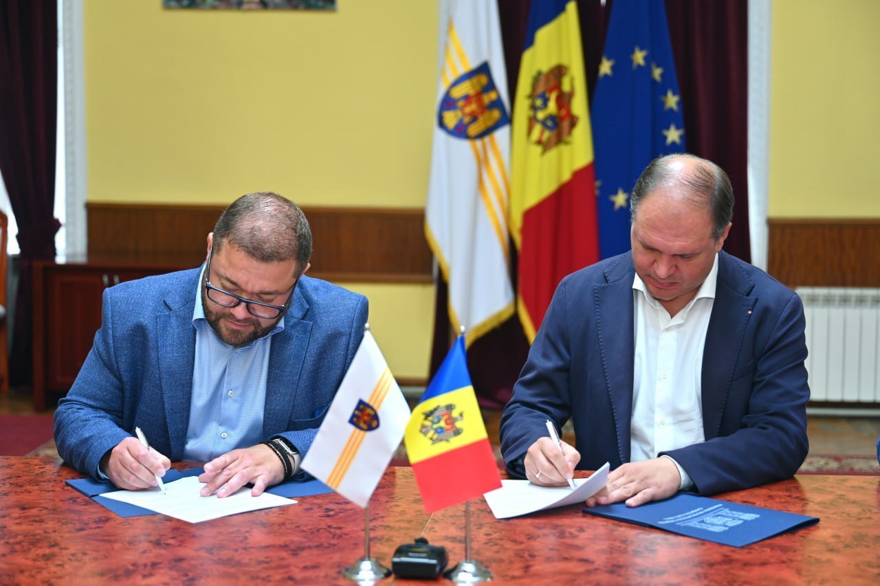 Primăria Chișinău și F.C. Chișinău, acord de colaborare. Ceban: „Ne dorim ca picii, inclusiv cei care nu au anumite posibilități, să atingă cele mai înalte culmi ale „Sportului Rege”