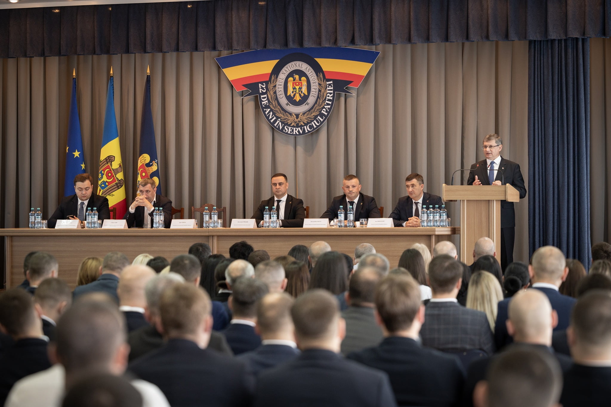 Centrul Național Anticorupție a împlinit 22 de ani de la creare. Mai mulți ofițeri, decorați cu distincții de stat