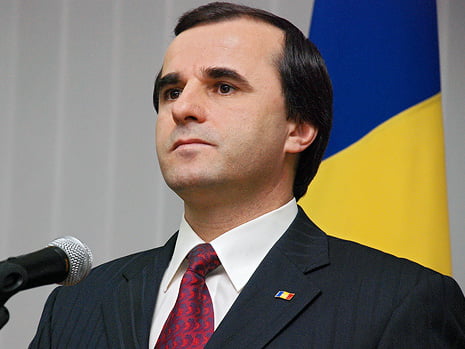 Vasile Tarlev: Decizia privind candidatura la președinție va fi luată înainte de campania electorală