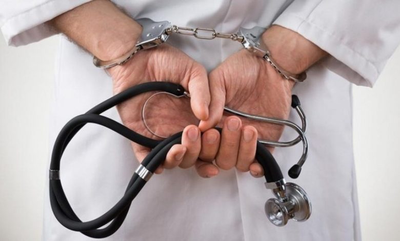 Medicul condamnat pentru moartea unei paciente: Procurorii cer interzicerea exercitării profesiei