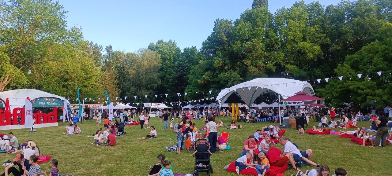 Geta Burlacu și invitați internaționali la Festivalul Vinului în Grădina Botanică